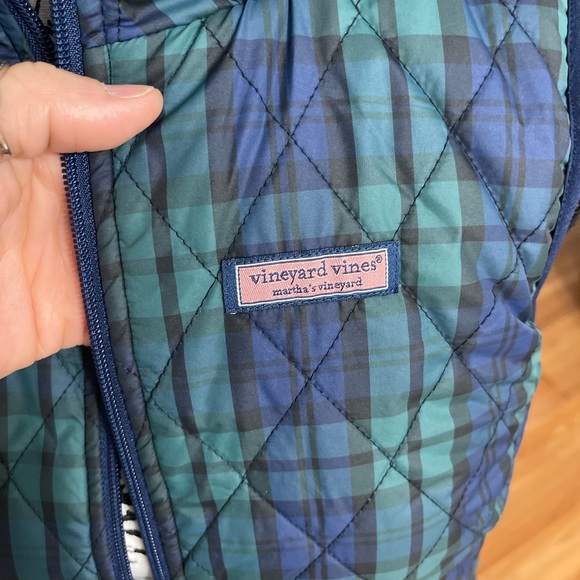 EUC Women’s X-Small Vineyard Vines Blackwatch Reversible Quilted Sherpa Vest - Picture 14 of 16